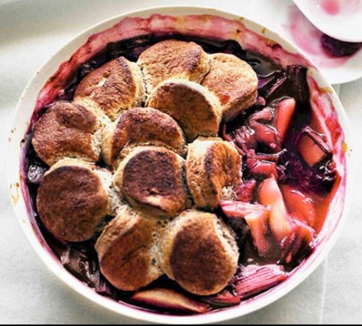 Rhubarb, Apple and Cinnamon Cobbler