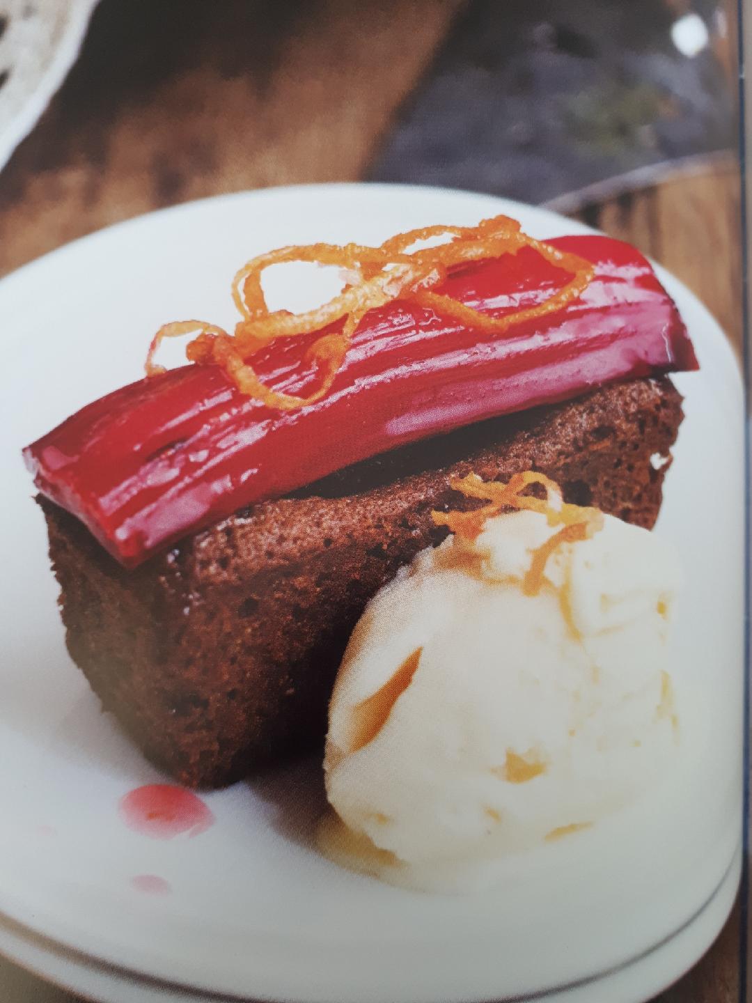 Gingerbread, Rhubarb and Honey Ice Cream